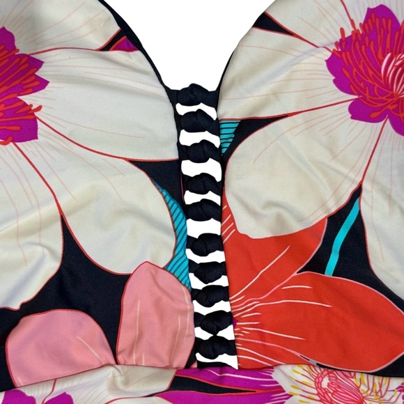 La Blanca Multi Full Bloom Reversible One-Piece Swimsuit - Picture 7 of 16